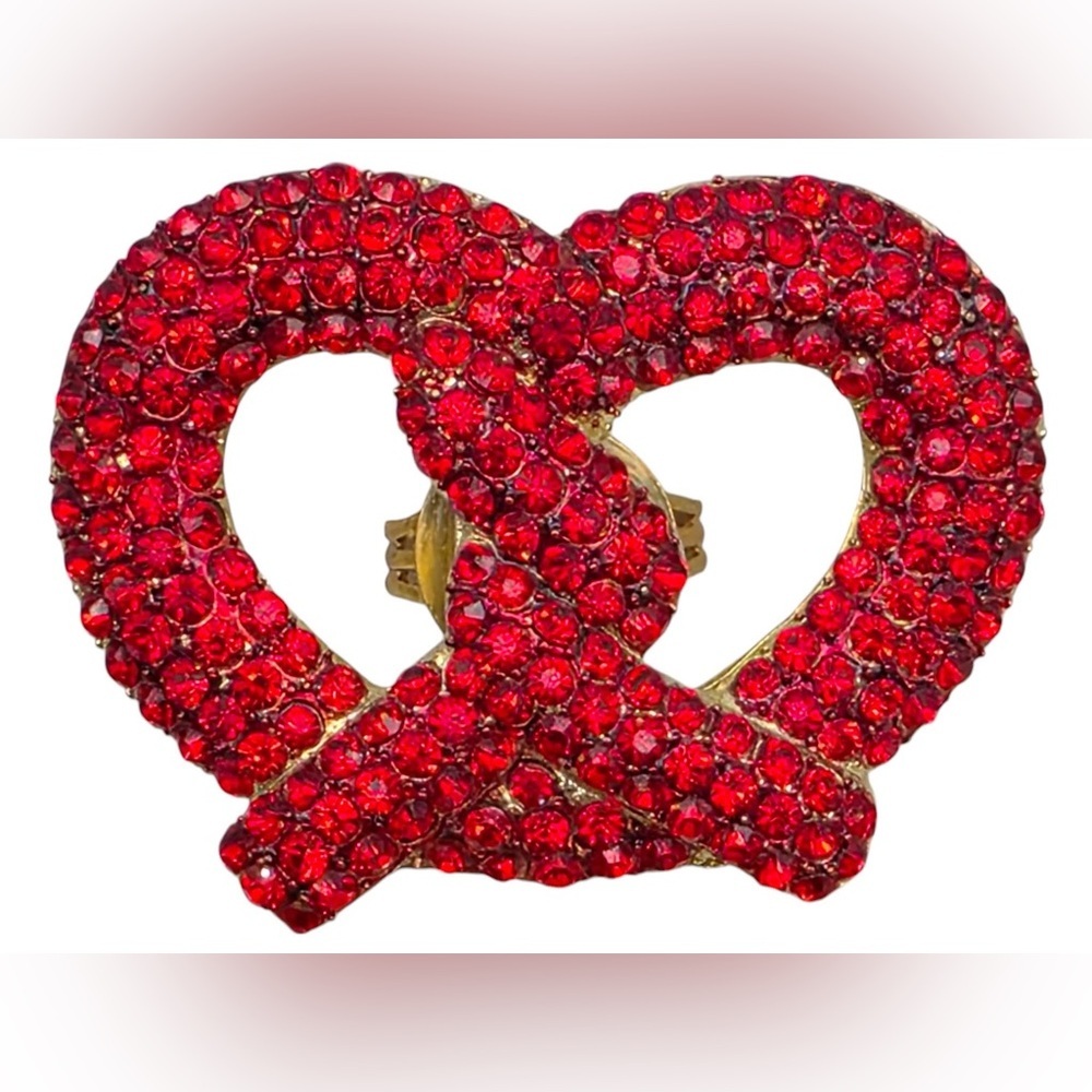 Red Rhinestone Pretzel Heart Ring Gold Tone Adjustable Statement Novelty Glam